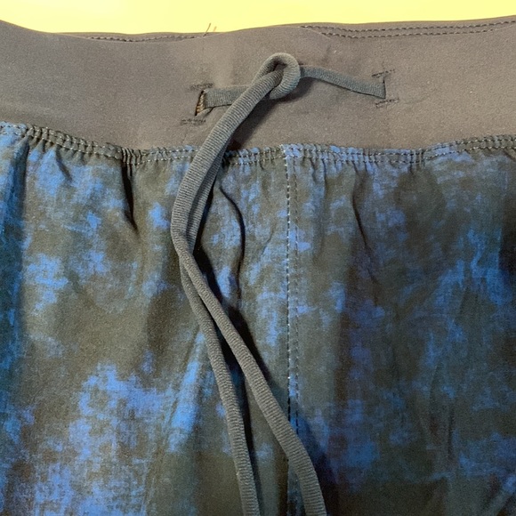 Russell men’s 9”inseam woven shorts blue size S - Picture 2 of 9